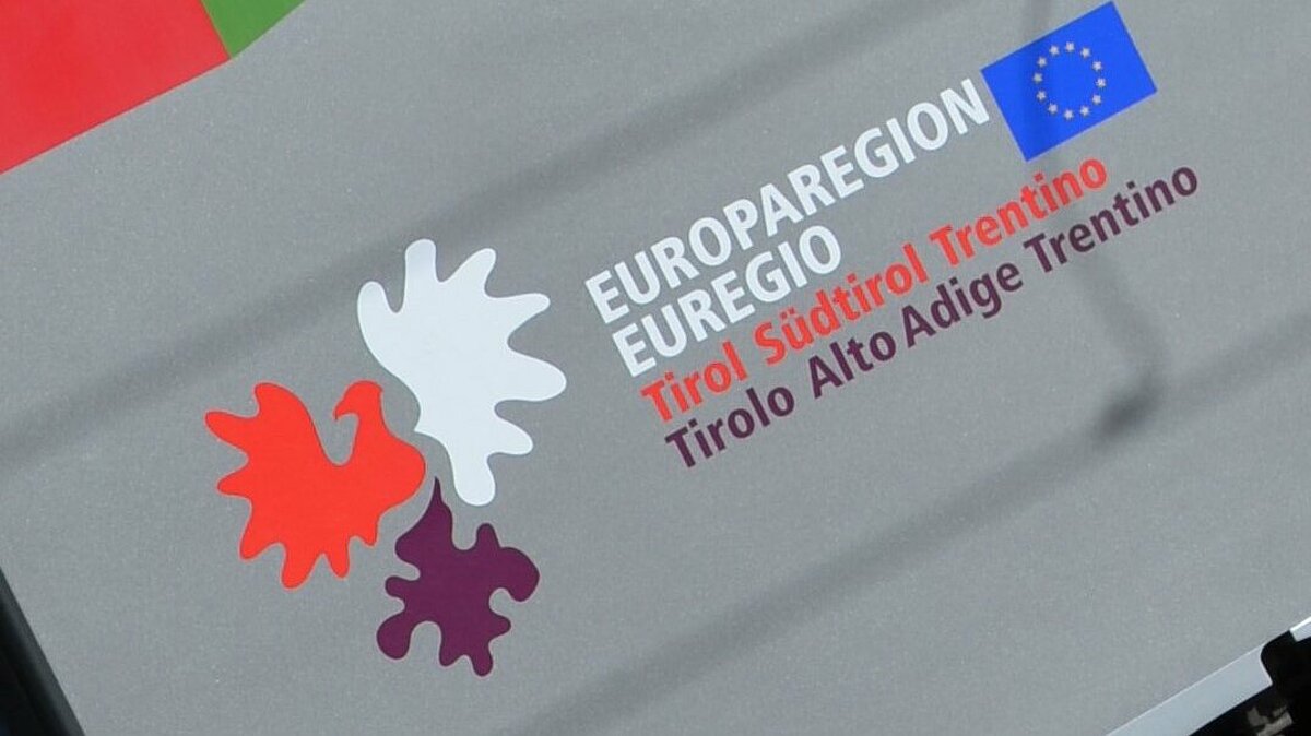 The Euregio logo on a regional train